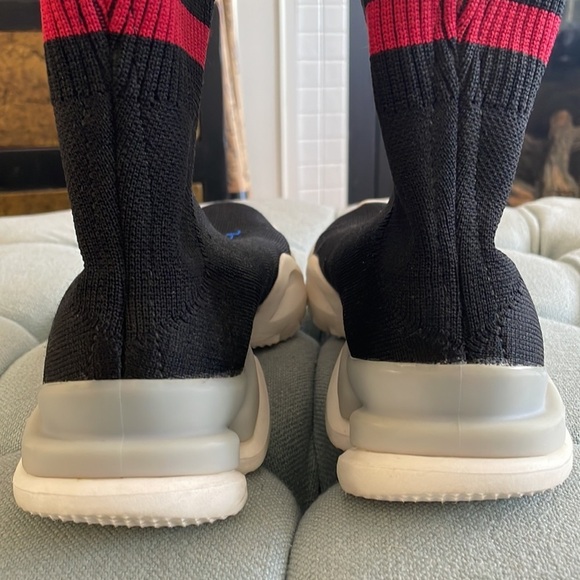 Vetements X Reebok Sock Sneakers - Picture 6 of 16